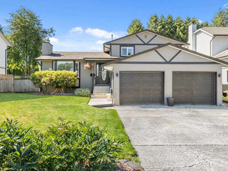 21060 118th Avenue, Maple Ridge BC V2X 8T3