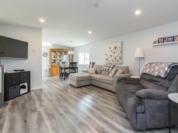 28400 Marsh Mccormick Road, Abbotsford, BC, V4X 2G9 - 32