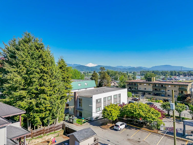 33348 3rd Avenue, Mission, BC, V2V 1P2 - 32