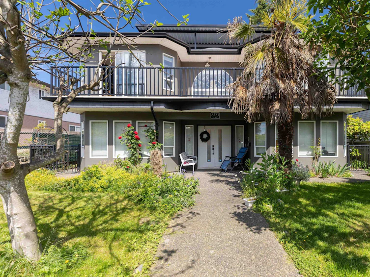 8323 12th Avenue, Burnaby, BC, V3N 2L7