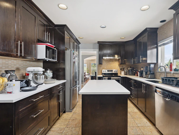 8323 12th Avenue, Burnaby, BC, V3N 2L7 - 8