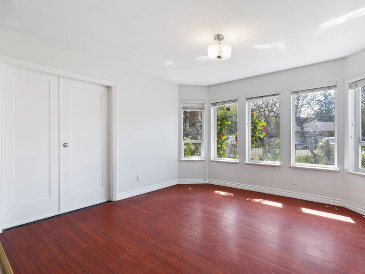 8323 12th Avenue, Burnaby, BC, V3N 2L7 - 27