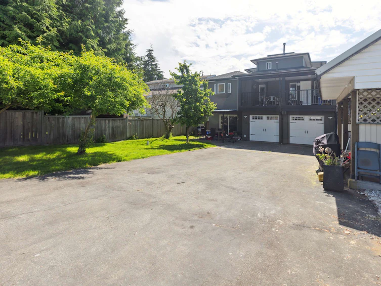 8323 12th Avenue, Burnaby, BC, V3N 2L7 - 30