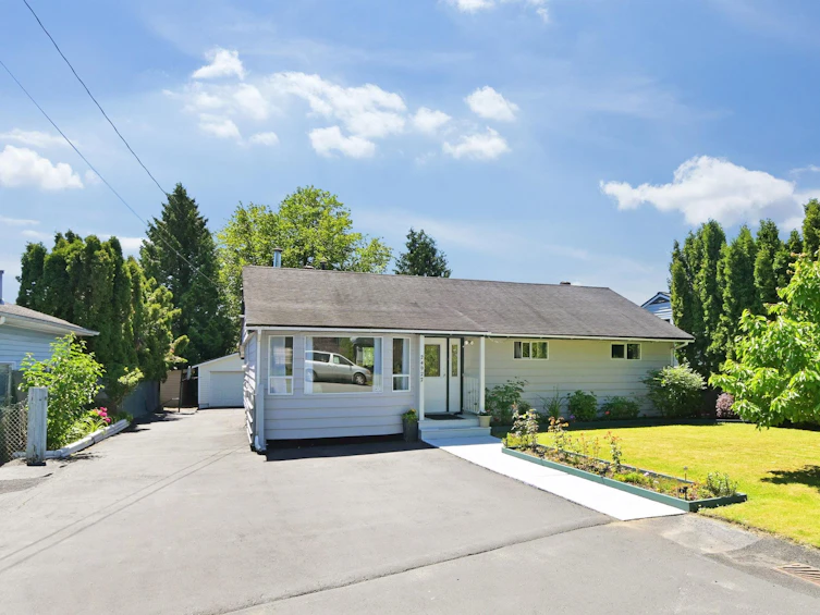 24922 121 Avenue, Maple Ridge, BC, V4R 2A5