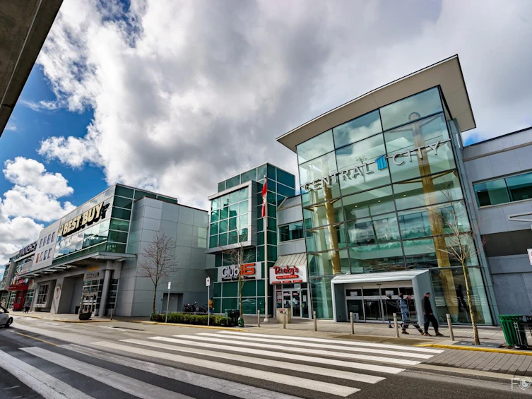 206-9767 140 Street, Surrey, BC, V3T 5S4 - 26