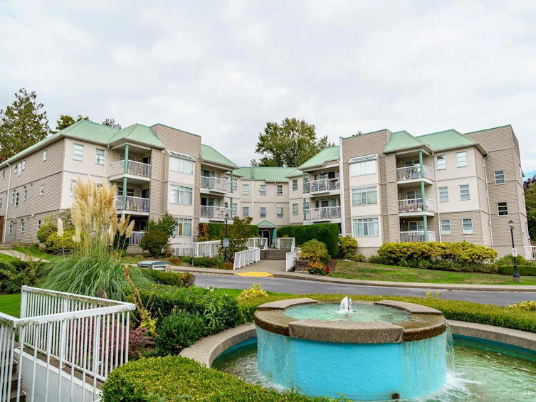 206-9767 140 Street, Surrey, BC, V3T 5S4 - 30