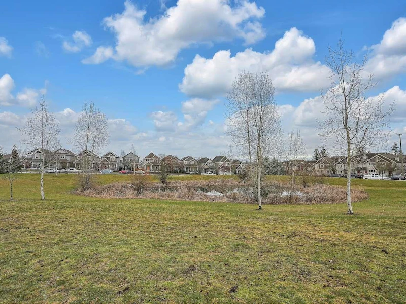 105 - 19433 68th Avenue, Surrey BC