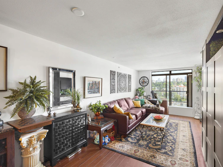 1808-1 Renaissance Square, New Westminster, BC, V3M 0B6 - 8