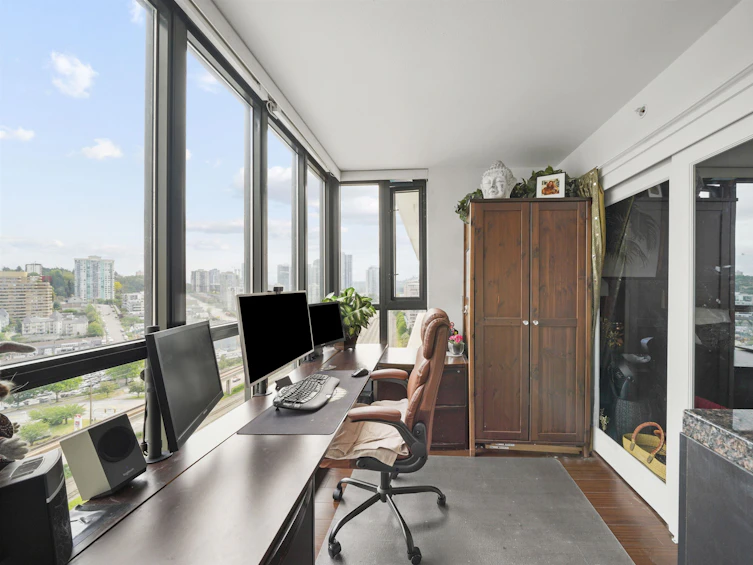 1808-1 Renaissance Square, New Westminster, BC, V3M 0B6 - 12