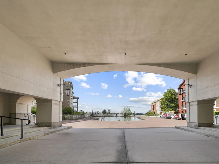 1808-1 Renaissance Square, New Westminster, BC, V3M 0B6 - 25
