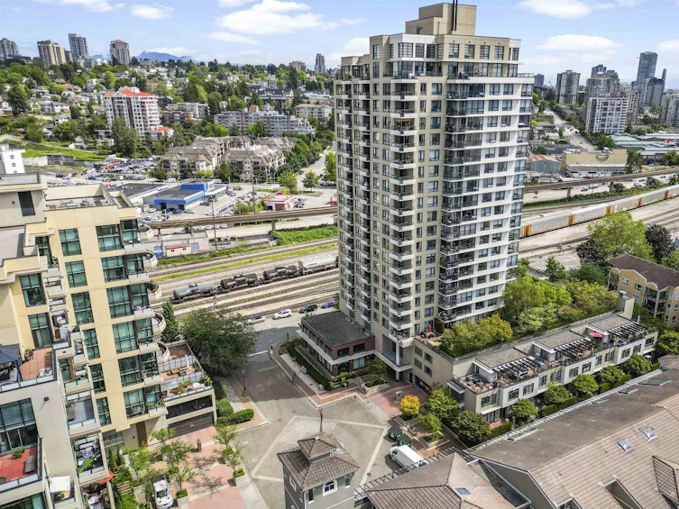 1808-1 Renaissance Square, New Westminster, BC, V3M 0B6 - 29