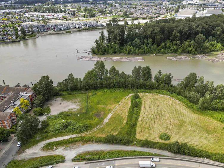 1808-1 Renaissance Square, New Westminster, BC, V3M 0B6 - 32