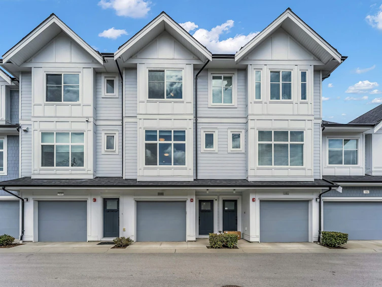 13-21688 52, Langley, BC, V2Y 4K9 - 2