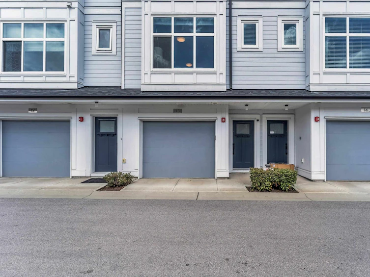 13-21688 52, Langley, BC, V2Y 4K9 - 32