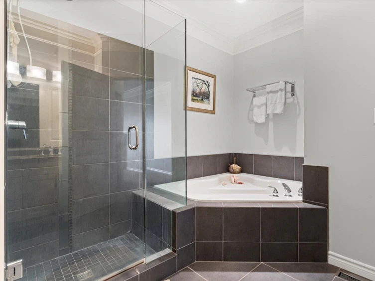 17-43777 Chilliwack Mountain Road, Chilliwack, BC, V2R 5V1 - 11