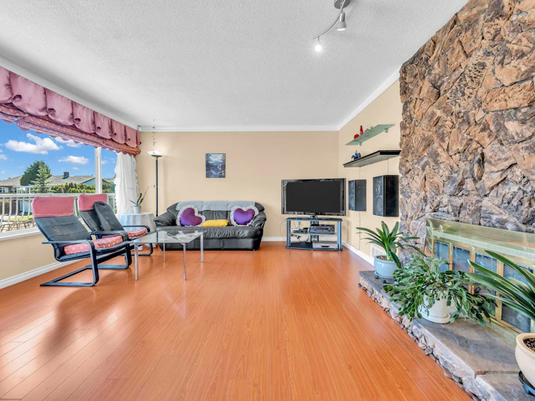 6311 Swift Avenue, Richmond, BC, V7E 4G9 - 2