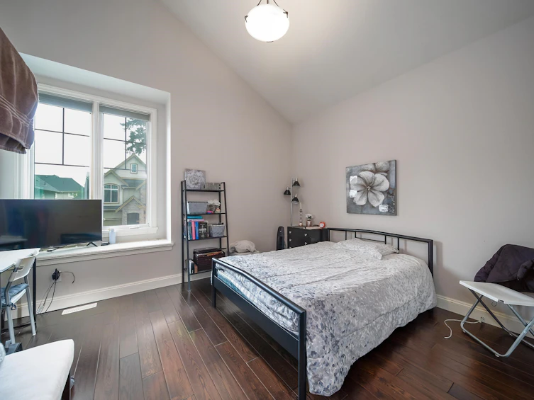 2587 163a Street, Surrey, BC, V3Z 6X7 - 18