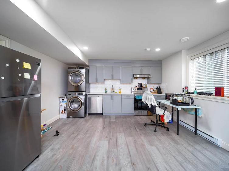 2587 163a Street, Surrey, BC, V3Z 6X7 - 24