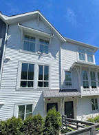 84 4638 Orca Way