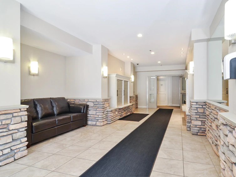 212-8328 207a, Langley, BC, V2Y 0K5 - 28