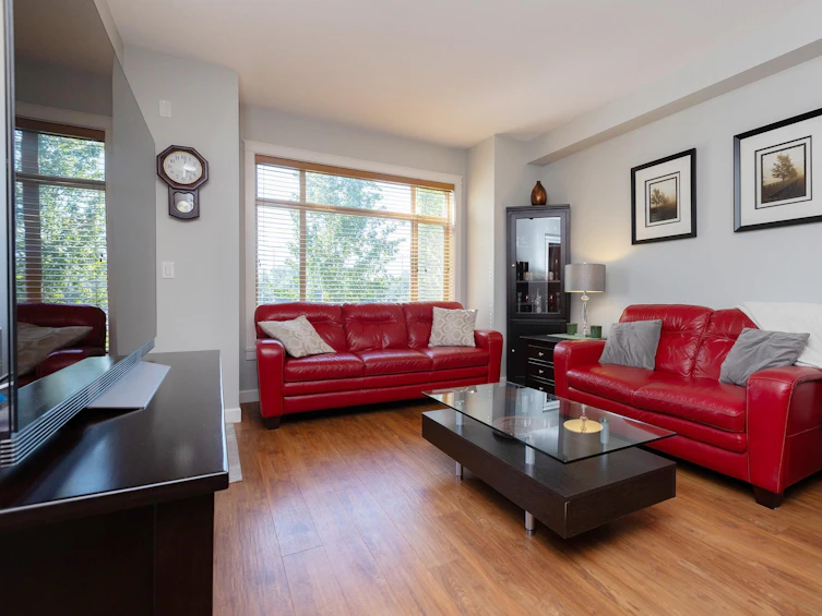 212-8328 207a, Langley, BC, V2Y 0K5 - 6