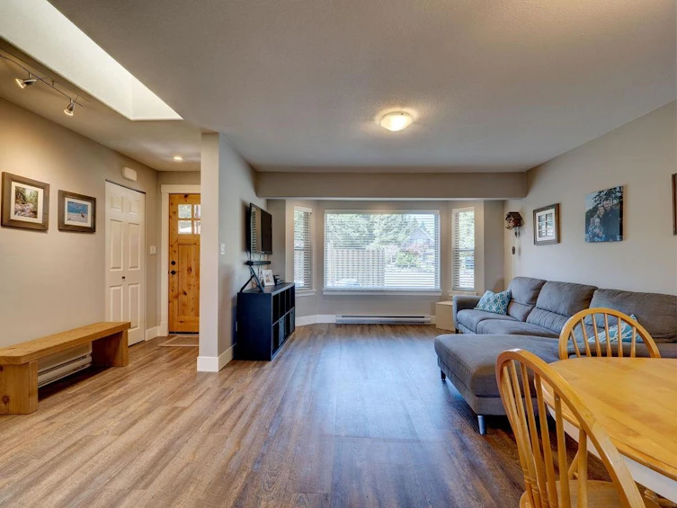 7900 Fawn Road, Halfmoon Bay, BC, V7Z 1C8 - 5