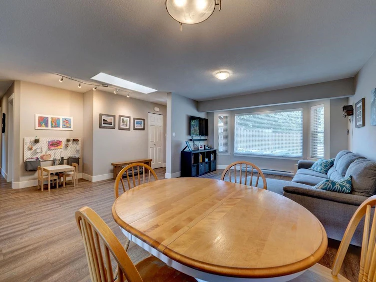 7900 Fawn Road, Halfmoon Bay, BC, V7Z 1C8 - 6