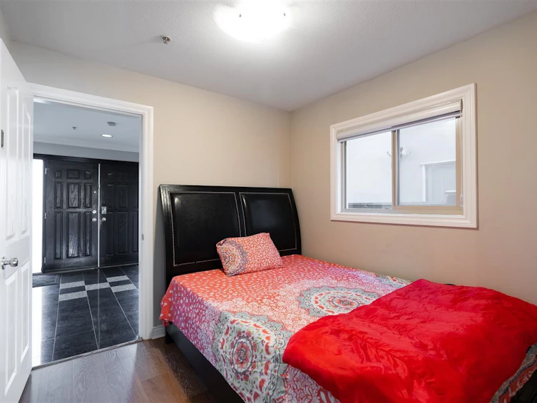 1228 E 61st Avenue, Vancouver, BC, V5X 2C6 - 11