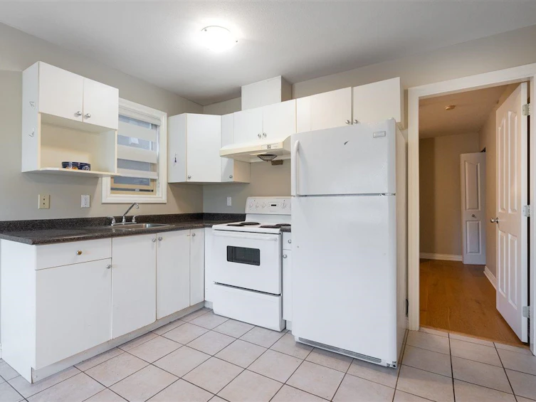 1228 E 61st Avenue, Vancouver, BC, V5X 2C6 - 25