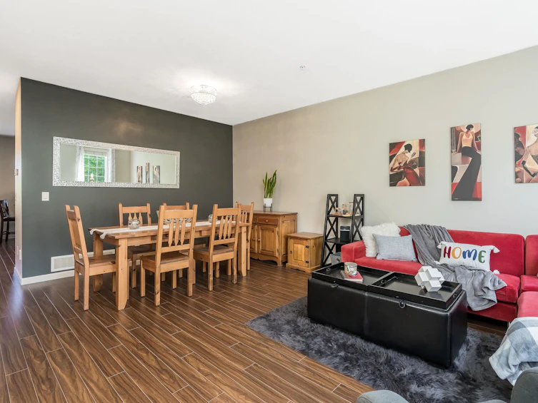 6920 208a Street, Langley, BC, V2Y 0G1 - 7
