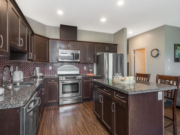 6920 208a Street, Langley, BC, V2Y 0G1 - 14