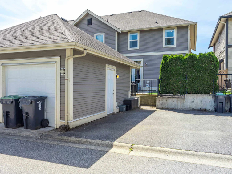 6920 208a Street, Langley, BC, V2Y 0G1 - 40