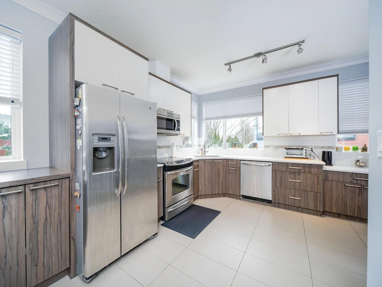 316-7533 Gilley Avenue, Burnaby, BC, V5J 0E8 - 9