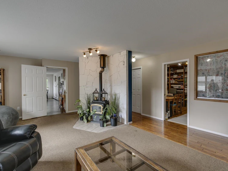 32557 Murray Avenue, Abbotsford, BC, V2T 4T8 - 21
