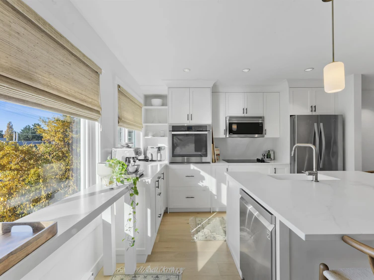 1286 W 6th Avenue, Vancouver, BC, V6H 1A5 - 5