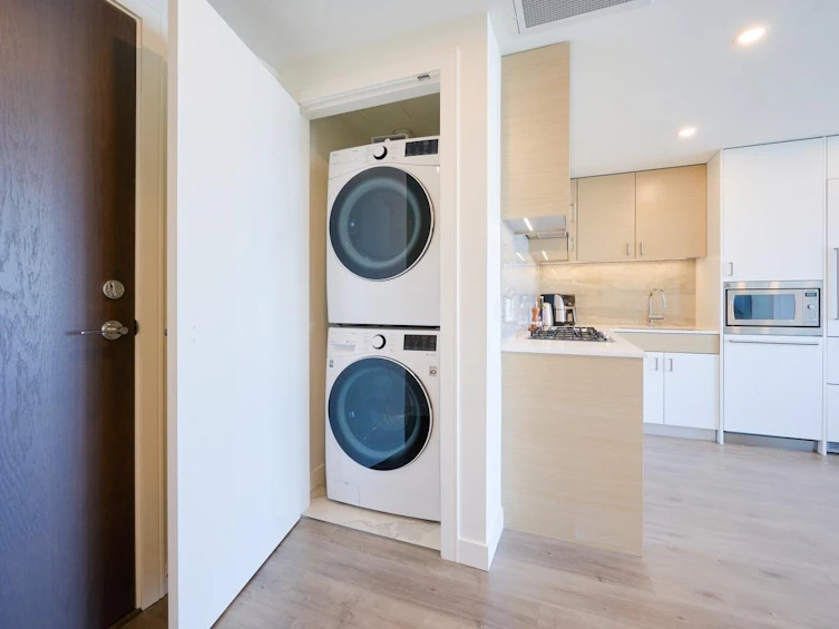 1003-200 Klahanie Court, West Vancouver, BC, V7P 3P5 - 9