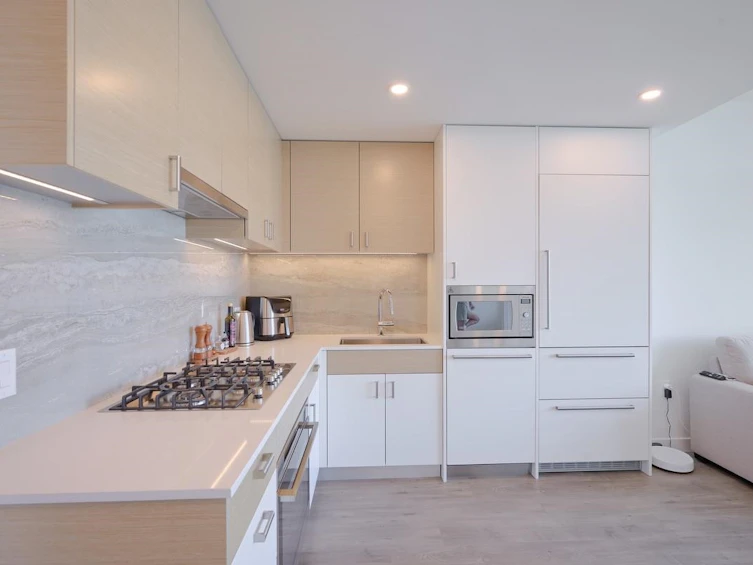1003-200 Klahanie Court, West Vancouver, BC, V7P 3P5 - 3