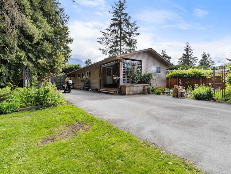 107-46511 Chilliwack Lake Road, Chilliwack, BC, V2R 3S4