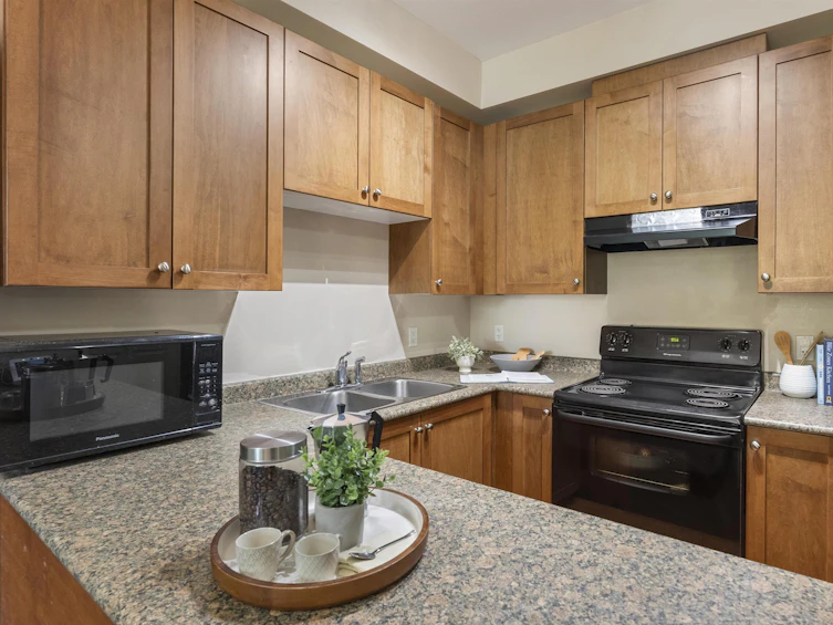 305-13277 108, Surrey, BC, V3T 0A9 - 7