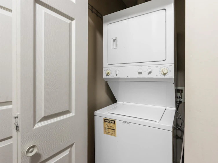 305-13277 108, Surrey, BC, V3T 0A9 - 15