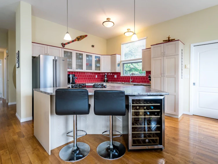 729 School Road, Gibsons, BC, V0N 1V9 - 7
