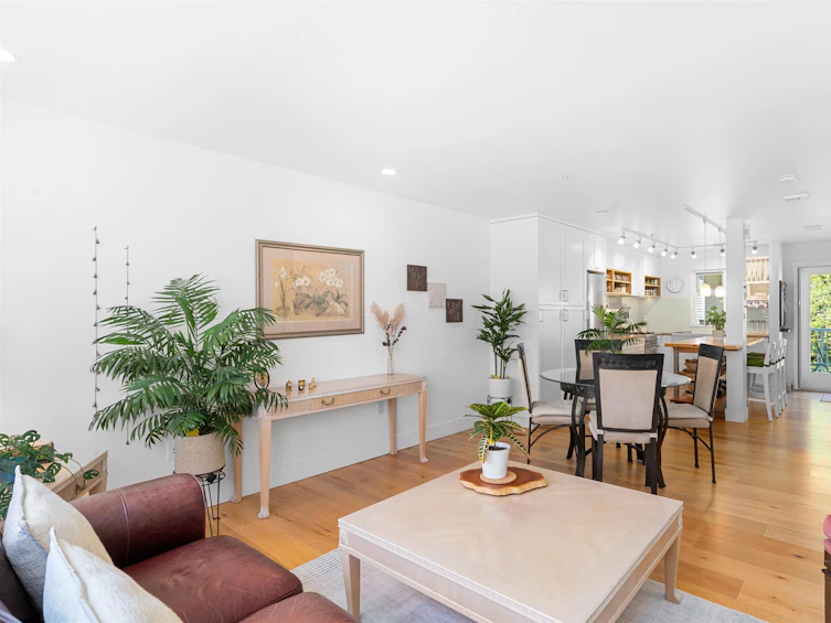 107-4272 Albert Street, Burnaby, BC, V5C 2E8 - 11