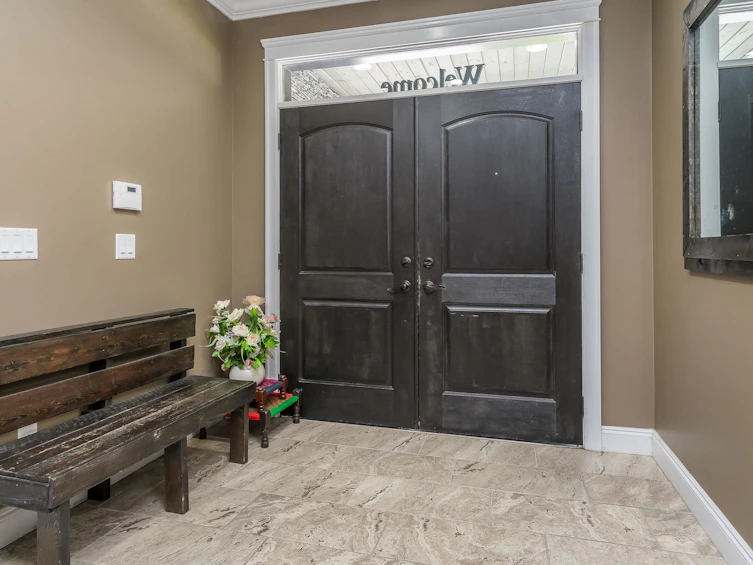 8526 Fairbanks Street, Mission, BC, V2V 3K5 - 6