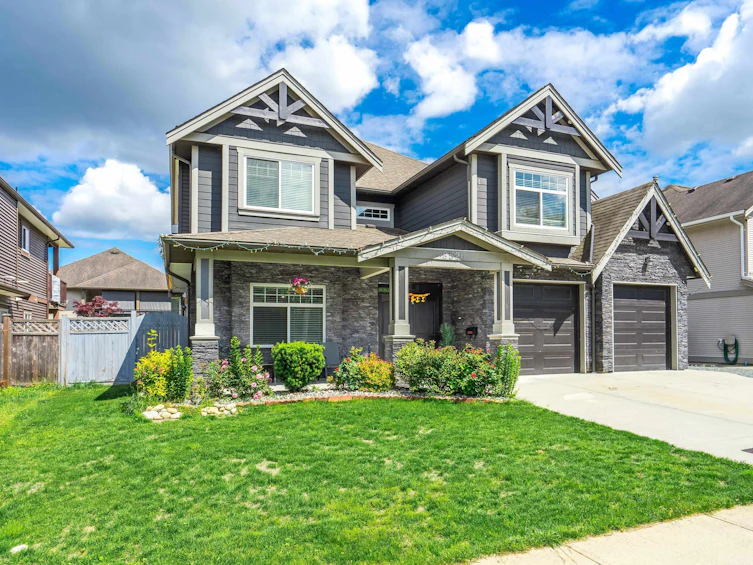 8526 Fairbanks Street, Mission, BC, V2V 3K5 - 2