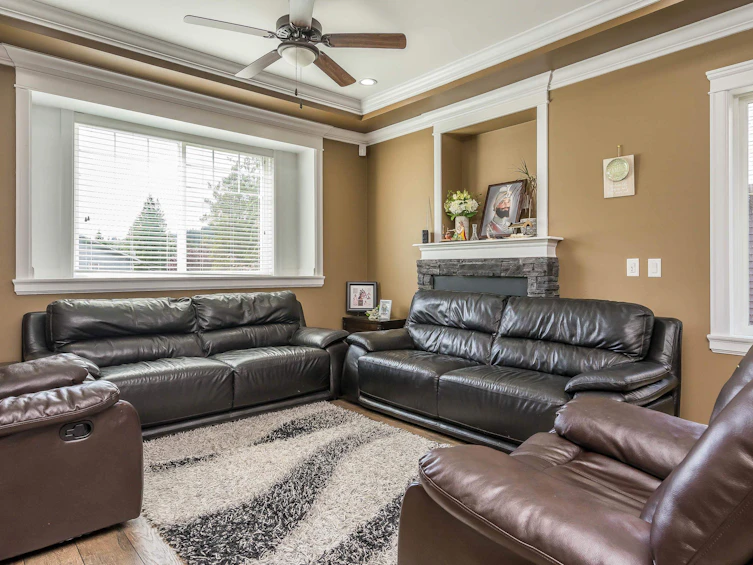 8526 Fairbanks Street, Mission, BC, V2V 3K5 - 9
