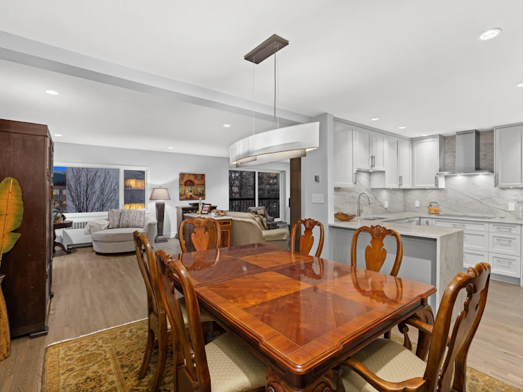 302-1972 Robson Street, Vancouver, BC, V6G 1E8 - 11