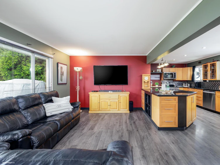 10909 Mcadam Road, Delta, BC, V4C 3E9 - 5