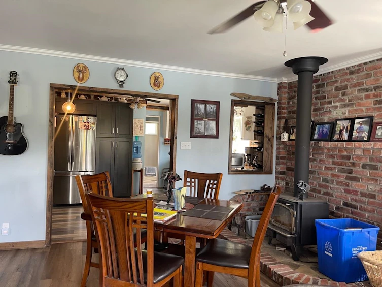 7552 Mickelsen Road, Bridge Lake, BC, V0K 1E0 - 12