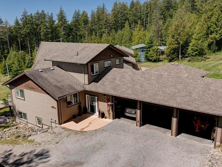 2284 Pixton Road, Gibsons, BC, V0N 2W5 - 6