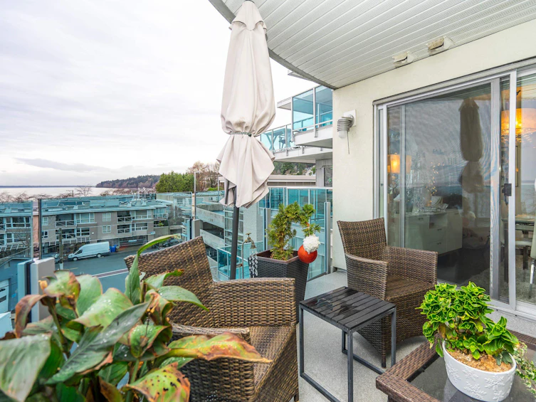 501-14955 Victoria, Surrey, BC, V4B 1G2 - 21